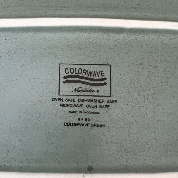 Noritake Colorwave Green Covered Butter Dish